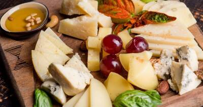 В Беларуси производят свыше 400 наименований твердых и полутвердых сыров - produkt.by - Белоруссия - Калинковичи