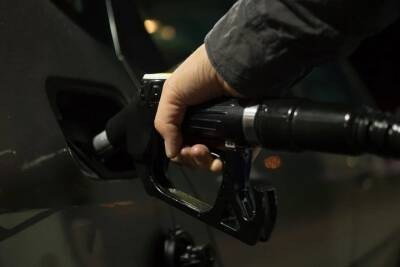 Автовладельцы Новосибирска рассказали, как доставщики топлива убивают автомобили - novos.mk.ru - Новосибирск