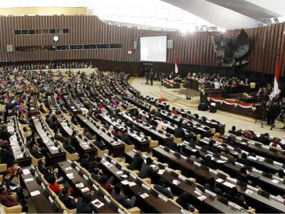 Джоко Видодо - Индонезия - Парламент Индонезии одобрил законопроект о переносе столицы - trend.az - Индонезия - Джакарта