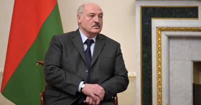 Александр Лукашенко - Лукашенко обозначил варианты конституционного процесса в Белоруссии - ren.tv - Казахстан - Белоруссия - Конституция