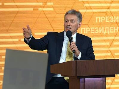 Владимир Путин - Дмитрий Песков - В Кремле категорически отвергли возможность всероссийского локдауна из-за «омикрона» - rosbalt.ru - Россия