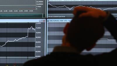 На российском фондовом рынке произошёл крупнейший обвал за год - svoboda.org - Россия