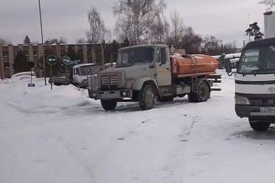 Новосибирские чиновники больше года пытаются ликвидировать нелегальную АЗС - tayga.info