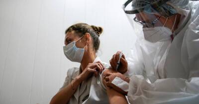Евгений Комаровский - Доктор Комаровский ответил, в какую руку правильно колоть прививку - kp.ua - Украина