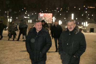Андрей Бочаров - Андрей Бочаров посетил новогодние площадки Волгограда - volg.mk.ru - Волгоград