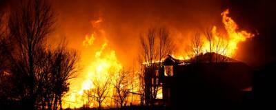 В Колорадо пожары уничтожили около тысячи домов - runews24.ru - США - шт. Колорадо - Луисвилл