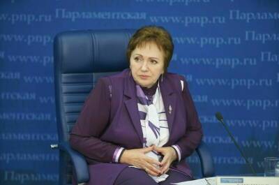 Елена Бибикова - Бибикова: увеличенную на 8,6 процентов пенсию россияне получат уже в феврале - pnp.ru