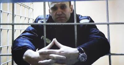 "Иногда мне кажется, что я живу в коробке из-под обуви". О чем Навальный рассказал Time - rus.delfi.lv - Россия - США - Украина - Владимирская обл. - Латвия