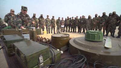 Армия САР провела учения под руководством российских инструкторов - tvc.ru - Сирия