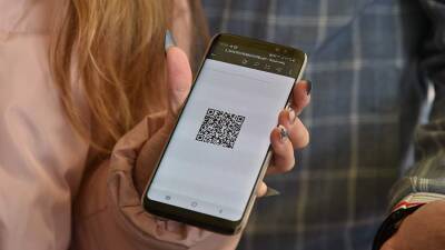 Мошенники придумали схему кражи денег через QR-код - iz.ru - Москва - Украина - Израиль - Липецк