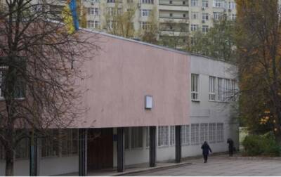 В одной из киевских школ повара подрались с уборщицей из-за котлет - korrespondent.net - Украина - район Соломенский