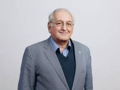 Единая вакцина, «мигающие» супермаркеты, законопослушность как лекарство – каким может стать 2022 год - bloknot.ru