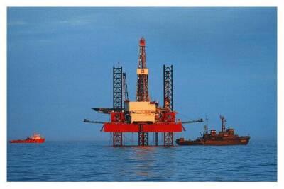 Нефтяные фьючерсы закрылись небольшим снижением на данных об увеличение запасов нефти в США - smartmoney.one - Москва - США - Москва