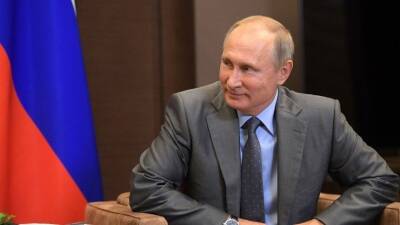 Владимир Путин - Как Владимир Путин одной шуткой напугал польскую делегацию - 5-tv.ru - Россия