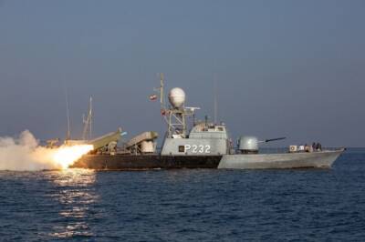 Начались совместные учения ВМС России, Ирана и Китая - aif.ru - Россия - Китай - Иран