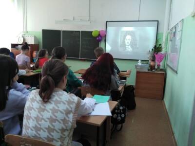 «Театр абсурда»: в Новосибирске директор школы №76 пытается оспорить штраф Роспотребнадзора за переполненность классов - sib.fm - Новосибирск - район Октябрьский, Новосибирск