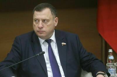 Владимир Путин - Юрий Швыткин - Швыткин надеется, что Госдума оперативно примет поправки для индексации военных пенсий - pnp.ru - Россия