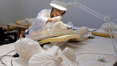 Станислав Григорьев - В Сирии восстановили 130 статуй Пальмиры - 5-tv.ru - Сирия - Дамаск