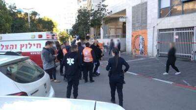 Трагедия в Ашдоде: женщина упала с крыши и разбилась при попытке прочистить трубу - vesty.co.il - Израиль - Скончался