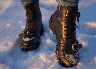 Не покупайте сапоги утром: главные ошибки при выборе зимней обуви - province.ru