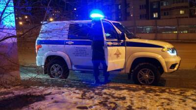 Житель Новосибирска попытался угнать авто с помощью угнанной машины - sib.fm - Новосибирск - Новосибирская обл. - район Ленинский