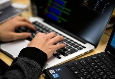 Киберполиция разоблачила двух хакеров, продававших аккаунты украинцев - facenews.ua - Украина