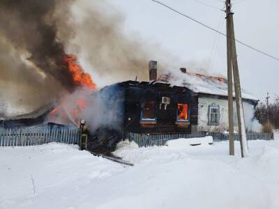 Два человека погибли в пожаре в Шарангском районе - vgoroden.ru - Россия - Нижегородская обл. - Чкаловск