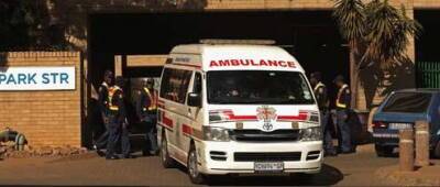 В Камеруне в результате пожара в ночном клубе погибли 17 человек - runews24.ru - Камерун - Яунде