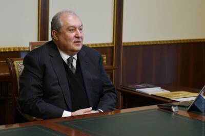 Армен Саркисян - Ушедший в отставку президент Армении уволил главу администрации - aif.ru - Армения