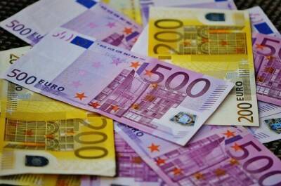 Михаил Коган - Евро и доллар обновили свой максимум с начала года - pnp.ru - Россия