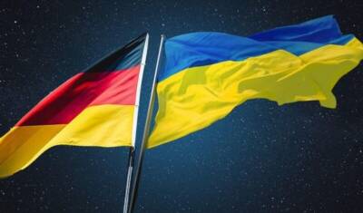 Кристофер Бургер - МИД ФРГ предложил родственникам дипломатов и немецким гражданам покинуть Украину - newizv.ru - США - Украина - Англия - Германия