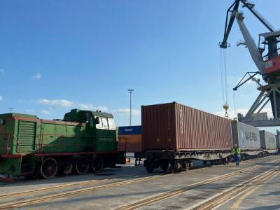 Фарид Зохрабов - В порт Алят прибыл первый контейнерный поезд из Узбекистана - trend.az - Узбекистан - Туркмения - Азербайджан