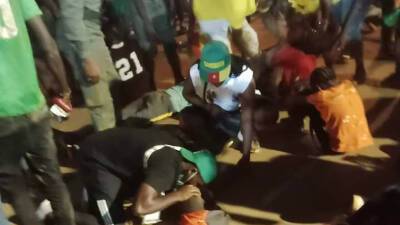 «Жертв может стать больше»: восемь человек погибли в давке перед матчем Кубка Африки - russian.rt.com - Гана - Камерун - Алжир - Яунде - Малави