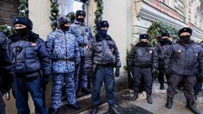 Активисты QR-сопротивления устроили «народный сход» на улице Рубинштейна в Петербурге - 5-tv.ru - Санкт-Петербург