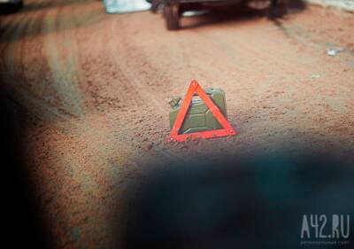«В бок влетела жёстко»: очевидцы сообщили о ДТП с участием BMW X5 в Кемерове - gazeta.a42.ru - Октябрьск - Кемерово