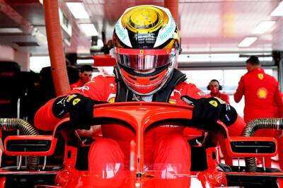 Карлос Сайнс - Шарль Леклер - Роберт Шварцман - В Ferrari пересмотрели график тестов во Фьорано - f1news.ru