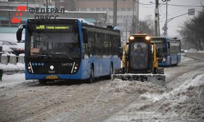 Пассажиры междугороднего автобуса чуть не замерзли в метель после аварии - fedpress.ru - Норильск