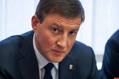 Андрей Турчак - В Совфеде призвали начать поставки оружия в «ДНР и «ЛНР» - sharij.net - Россия - США - Украина - Киев - Англия - Луганская обл. - ДНР - ЛНР - Донецкая обл.