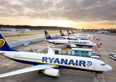 Акция у Ryanair: два билета по цене одного - vinegret.cz - Лондон - Рига - Чехия - Копенгаген - Будапешт - Варшава - Брюссель - Прага - Неаполь - Амман