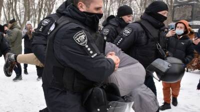 В Киеве произошли потасовки между предпринимателями и полицией - 5-tv.ru - Украина - Киев - Мариуполь
