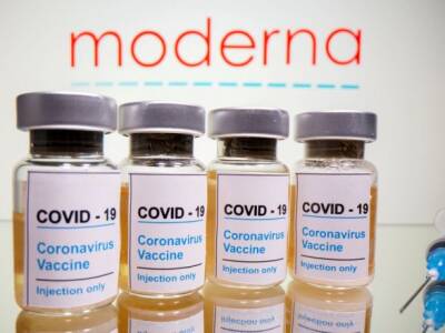 Moderna начала испытания COVID-вакцины от "Омикрона" - unn.com.ua - США - Украина - Киев - Юар - Reuters
