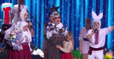 Андрей Данилко - Верка Сердючка - Андрей Данилко объяснил, зачем спел "Батько наш Бандера" на сцене "Дизель шоу" - kp.ua - Украина