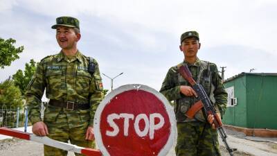 В Таджикистане сообщили об интенсивной стрельбе на границе с Киргизией - russian.rt.com - Киргизия - Таджикистан - Исфара