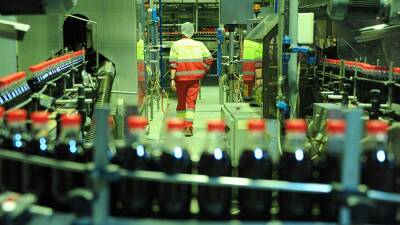 Производители напитков уведомили сети о повышении цен на 8-25% - iz.ru - Израиль