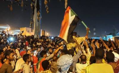 Судан - Абдалла Хамдок - На фоне протестов премьер-министр Судана подал в отставку - unn.com.ua - Украина - Киев - Судан