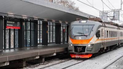 Пассажиры забыли в поездах МЦД более 630 вещей за 2021 год - vm.ru - Москва - Москва
