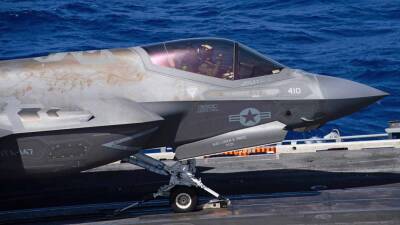 Палубные истребители F-35C быстро покрываются ржавчиной - topwar.ru - США