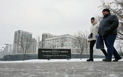 Виталий Кличко - Кристина Квин - Посольство США представило варианты эвакуации из Украины - korrespondent.net - Россия - США - Украина - Киев - Молдавия - Румыния - Венгрия - Польша - Словакия - Посольство