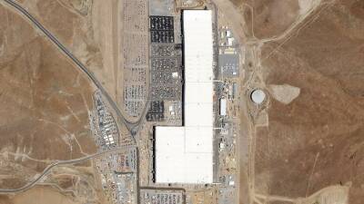 Производство электрокаров Tesla стало более выгодным - inforeactor.ru - Германия