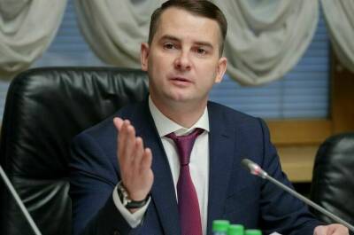 Ярослав Нилов - Нилов выступил против эвакуации автомобилей в Подмосковье без ГИБДД - pnp.ru - Москва - Россия - Санкт-Петербург - Московская обл.